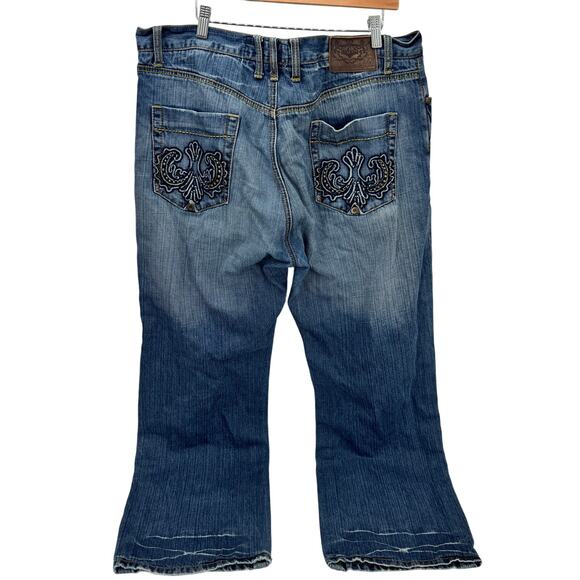 Akademiks Jeans Mens 40 (40x32 ACTUAL) Distressed Faded Wash Relaxed Fit Denim - Picture 3 of 12